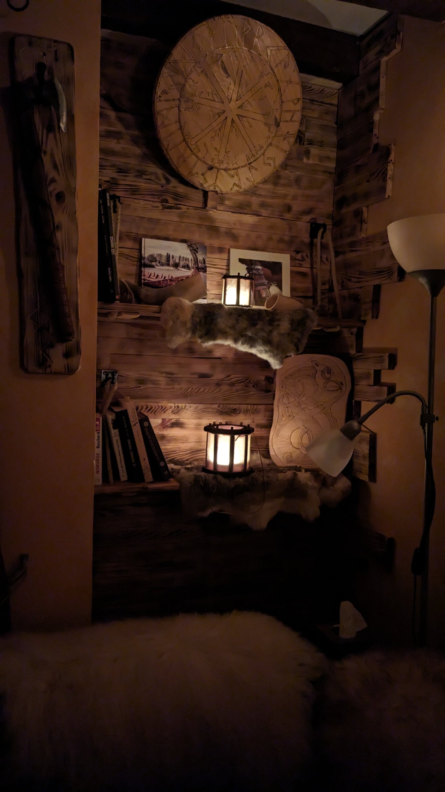 Lampion artisanal en pin et toile de lin – Bougie